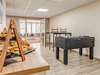 Für die kreative Pause im Seminarraum im Hotel Wilna: ein Kicker und leckere Seminarverpflegung